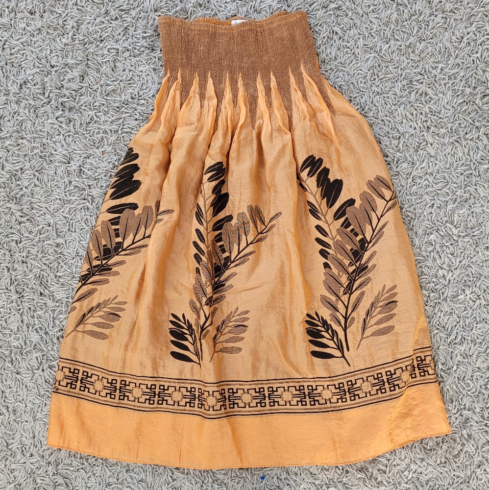One size fits most convertible dress/skirt